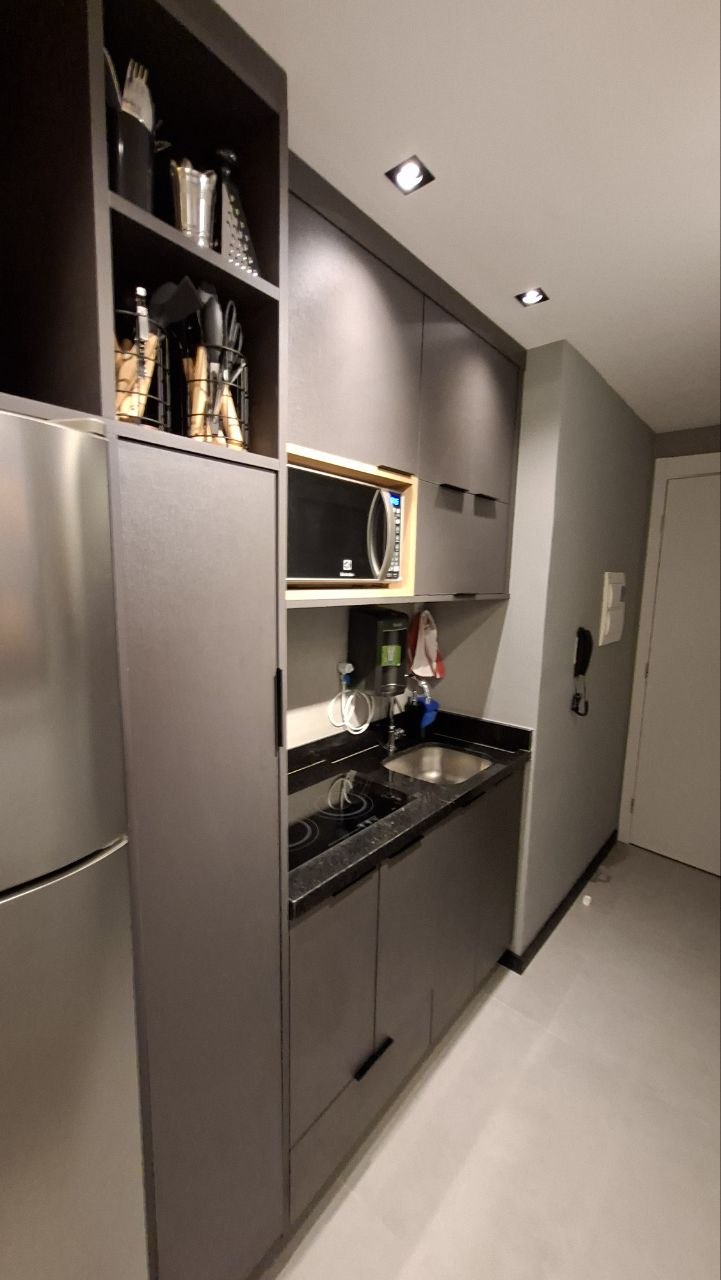 Cozinha contemporânea assinada pela Central da Decor
